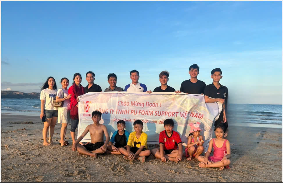 CHIỀU HOÀNG HÔN TRÊN BÃI BIỂN