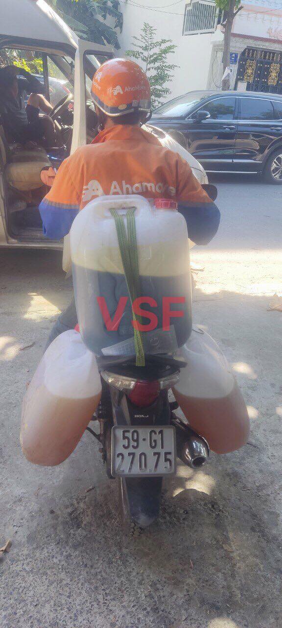 VSF hổ trợ giao PU FOAM đến chân công trình